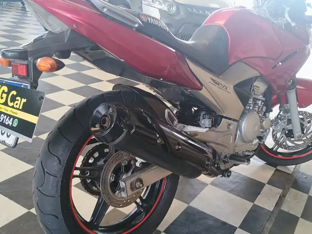 Carro Yamaha YS 250 Fazer 2012 250cc