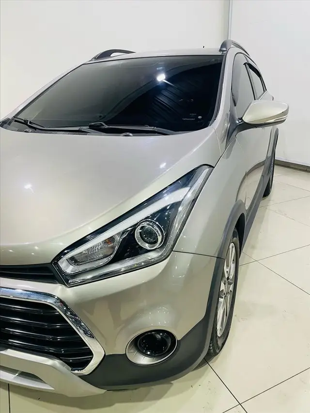 Carro Hyundai HB20X 2017 Premium 1.6 (Aut) (Flex)