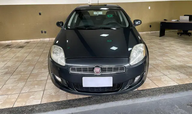 Carro Fiat Bravo 2012 Essence 1.8 16V Dualogic (Flex)
