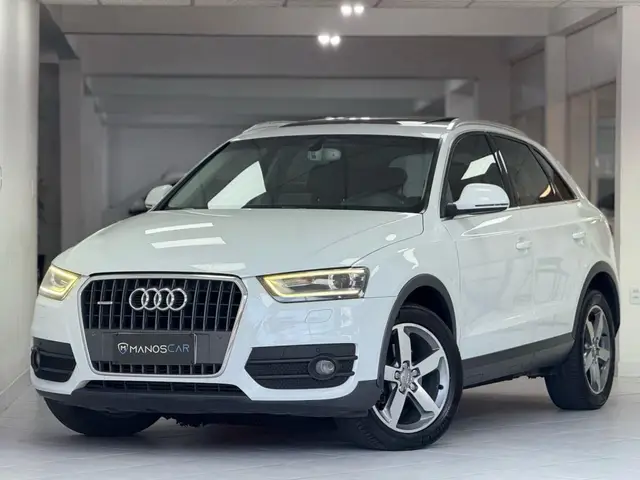 Carro Audi Q3 2015 2.0 TFSI Quat. 211/220cv S-tronic 5p