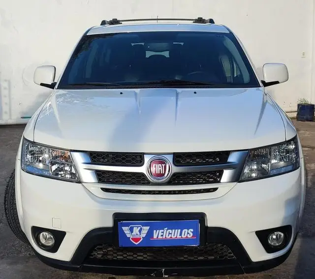 Carro Fiat Freemont 2014 2.4 16V Precision (Aut)