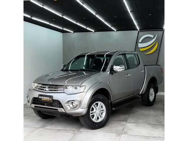 Carro Mitsubishi L200 Triton Sport 2016 3.5 V6 HPE Auto 4WD (Flex)