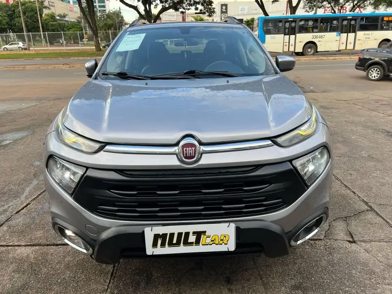 Fiat Toro Freedom 1.8 AT6 4x2 (Flex)