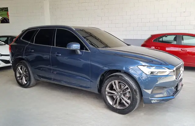 Carro Volvo XC60 2020 2.0 T5 Momentum AWD
