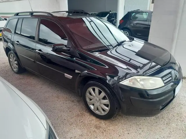 Carro Renault Megane Grand Tour 2011 Mégane Grand Tour Dynamique 1.6 16V (flex)