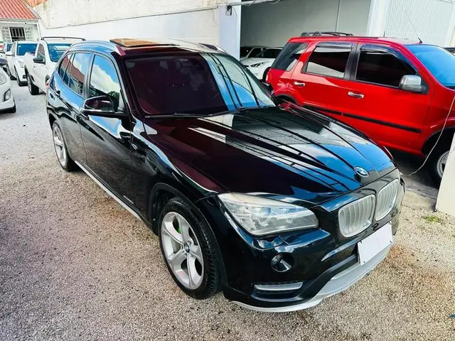 Carro BMW X1 2014 2.0 sDrive20i (Aut)
