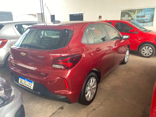 Carro Chevrolet Onix 2020 LTZ 1.0 Turbo (Flex)