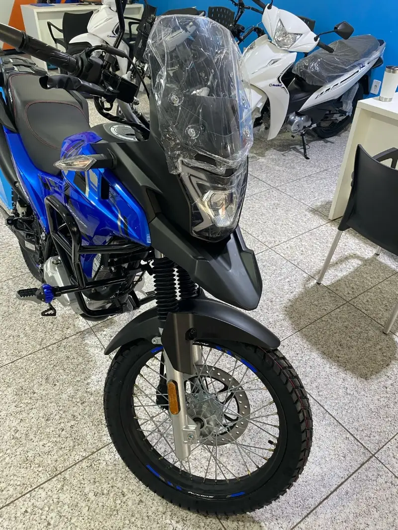 Avelloz AZ 160 XTREME