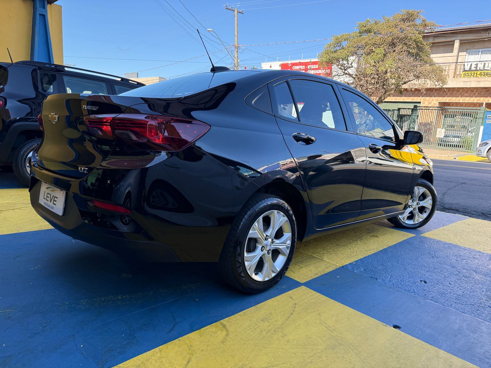 Chevrolet Onix Plus