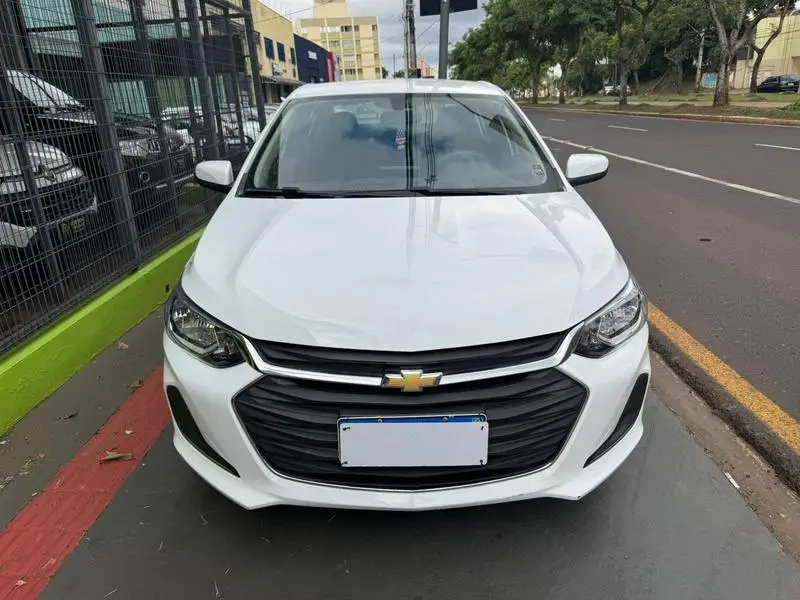 Chevrolet Onix Plus 1.0 LT (Flex)