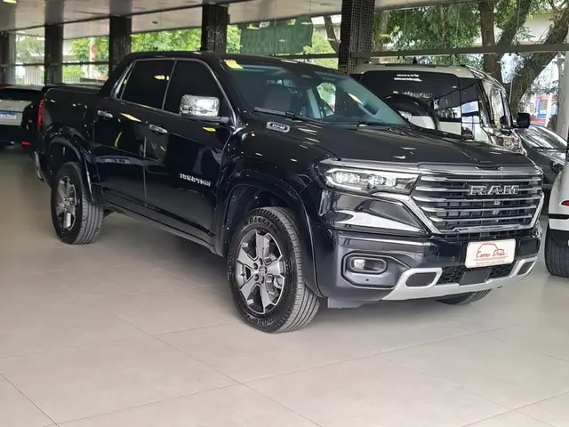 Carro RAM Rampage 2024 Laramie 2.0 Turbo