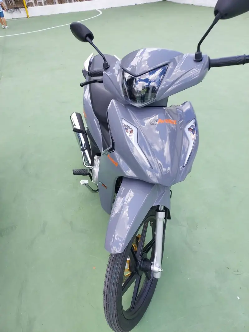Avelloz AZ 125 ALFA