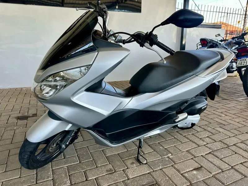 Honda PCX 150 DLX