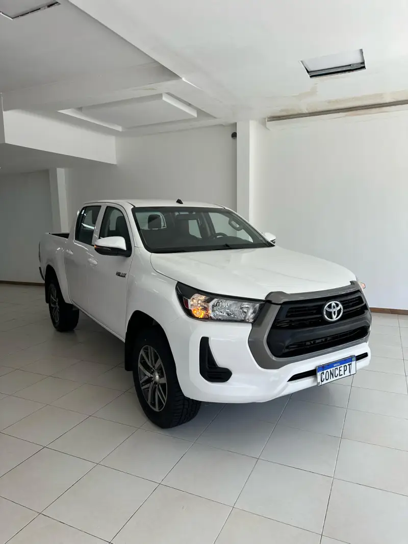Toyota Hilux Cabine Dupla STD Power Pack 2.8 TDI CD 4x4