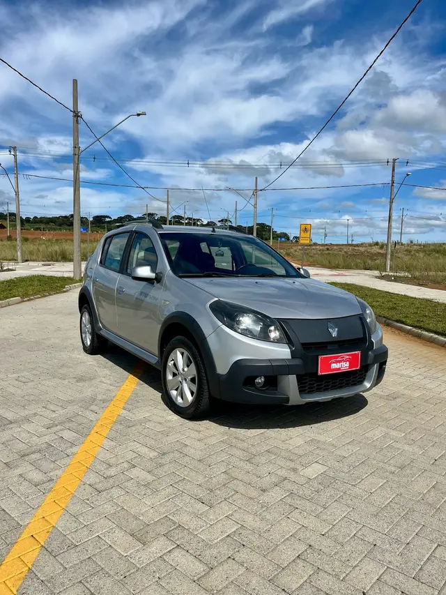 Carro Renault Sandero Stepway 2013 1.6 16V Hi-Flex (aut)