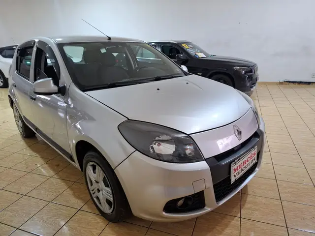 Carro Renault Sandero 2014 Expression 1.0 16V (flex)