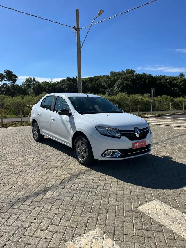 Carro Renault Logan 2015 Dynamique 1.6 8V
