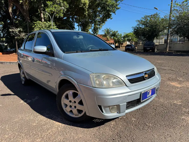 Chevrolet Corsa Sedan Premium 1.4 (Flex)