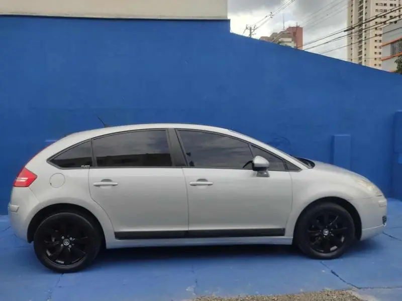 Citroën C4 GLX 1.6 (flex)