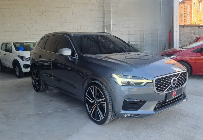 Volvo 2.0 T5 R-Design AWD