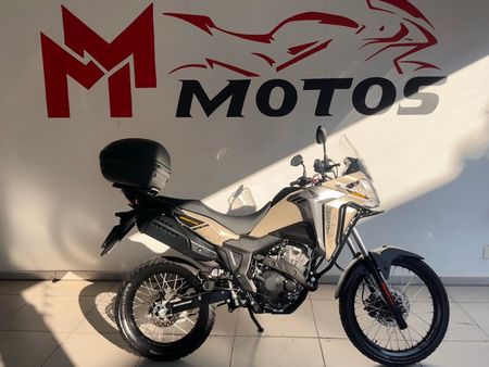 XRE Sahara 300 Adventure