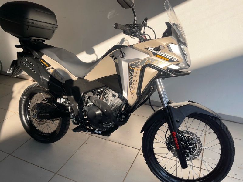 Honda XRE Sahara 300