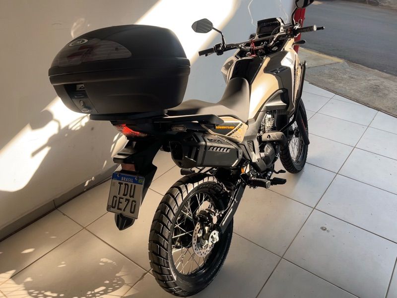 Honda XRE Sahara 300