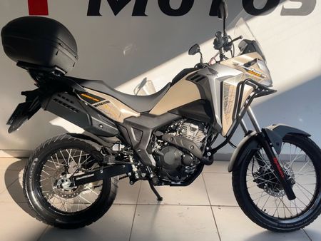 XRE Sahara 300 Adventure