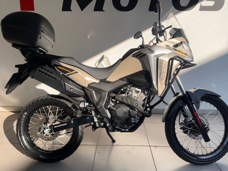 Honda XRE Sahara 300