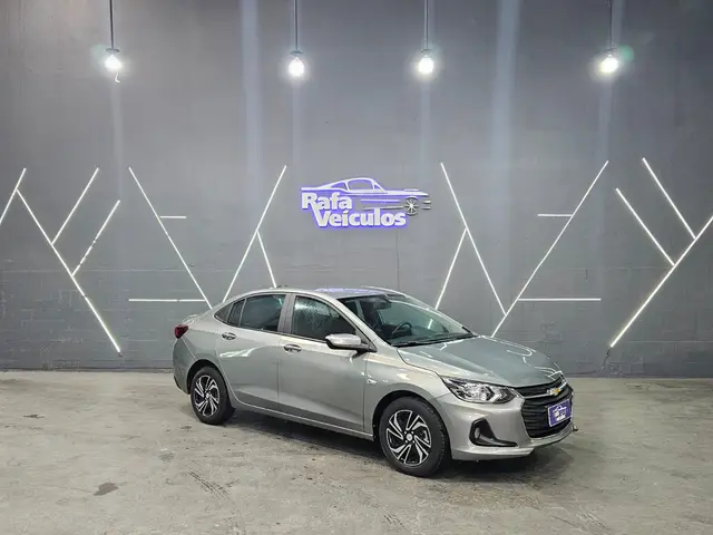 Carro Chevrolet Onix Plus 2024 LT 1.0