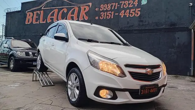Carro Chevrolet Agile 2014 Effect 1.4 (Flex)