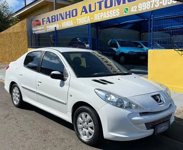 Carro Peugeot 207 Sedan 2013 207 Passion XR Sport 1.4 8V (flex)