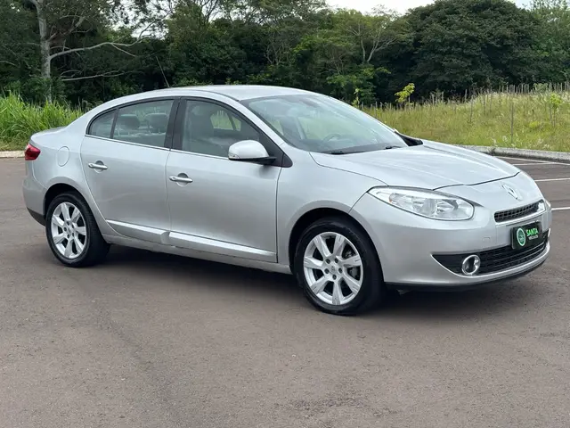 Carro Renault Fluence 2013 2.0 16V Privilege (Aut) (Flex)