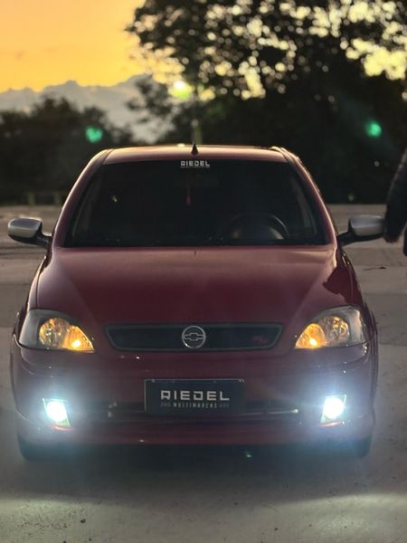 Corsa Hatch SS 1.8 (Flex)
