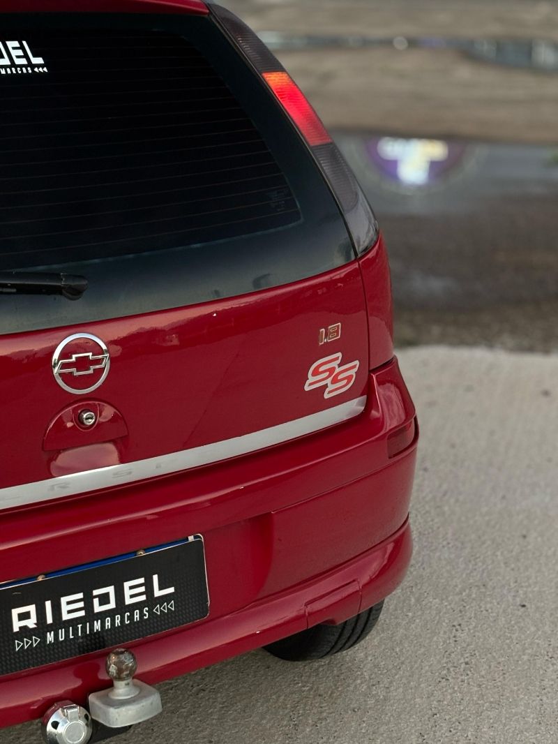 Chevrolet Corsa Hatch