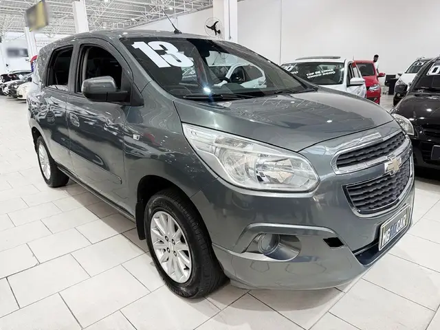 Carro Chevrolet Spin 2013 LT 5S 1.8 (Flex)