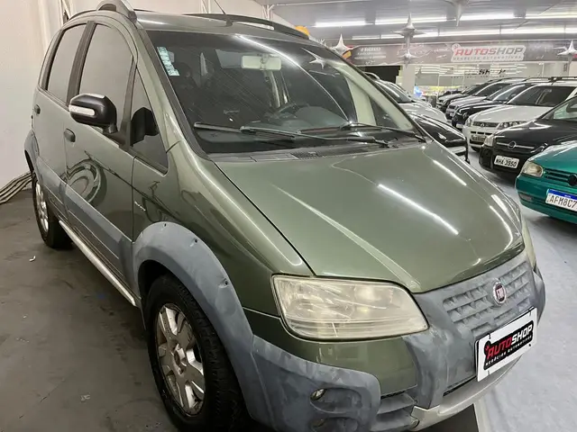 Carro Fiat Idea 2010 Adventure 1.8 Dualogic (Flex)