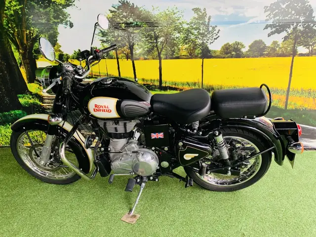 Carro Royal Enfield Bullet 500 2020 Classic