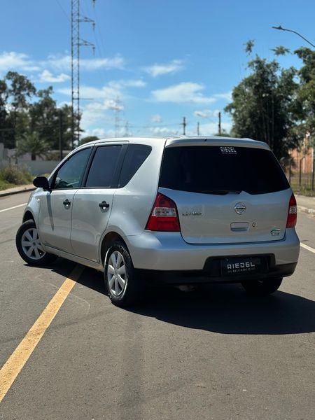 Livina 1.8 16V (flex) (aut)