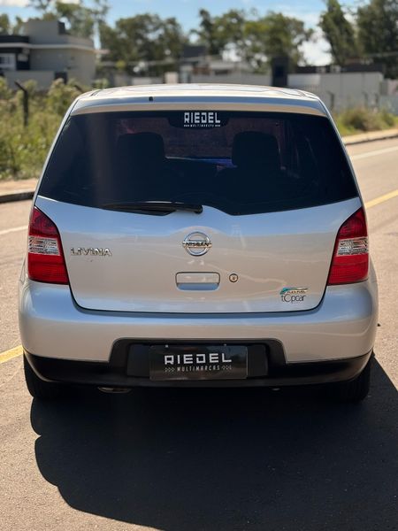 Livina 1.8 16V (flex) (aut)