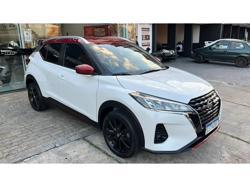 Nissan Kicks XPlay 1.6 16V Flex Aut.