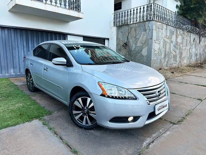Nissan Sentra SV 2.0 16V CVT (Flex)