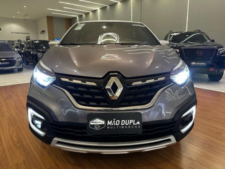 Captur Iconic 1.3 TB 16V Flex 5p Aut.