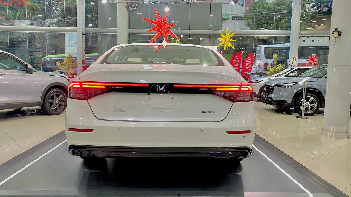 Accord Hybrid 2.0