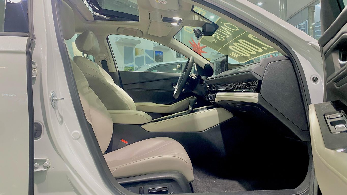 Accord Hybrid 2.0