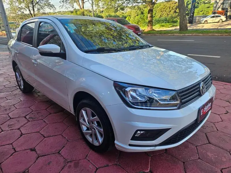 Volkswagen Voyage 1.6 (Aut.)