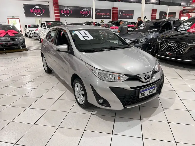 Toyota Yaris 1.3 XL CVT (Flex)
