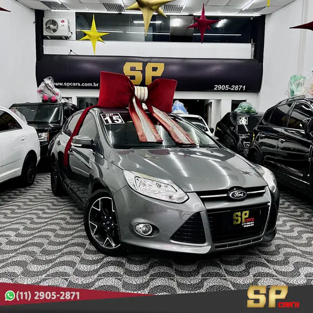 Carro Ford Focus Hatch 2015 Titanium Plus 2.0 16V PowerShift