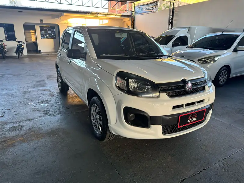 Fiat Uno Attractive 1.0
