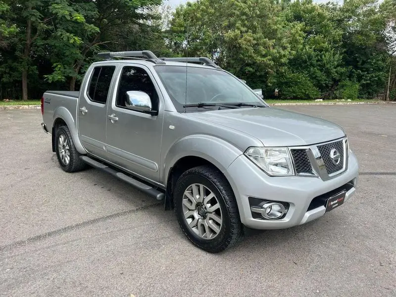 Nissan Frontier 2.5 TD CD 4x4 SL (Aut)